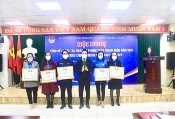 Trường THPT Linh Mạnh Thắng -  Đoàn Phòng GDĐT Đông Anh tham dự Hội nghị tổng kết công tác Đoàn và phong trào thanh niên năm 2021; triển khai Chương trình công tác năm 2022