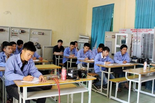 Phòng GDĐT Đông Anh gắn đào tạo nghề với giải quyết việc làm