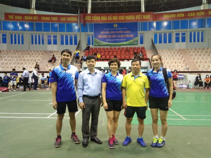 Trường THPT Linh Mạnh Thắng -  Công đoàn Phòng GDĐT Đông Anh đạt thành tích cao trong giải cầu lông truyền thống công chức, viên chức, lao động năm 2022